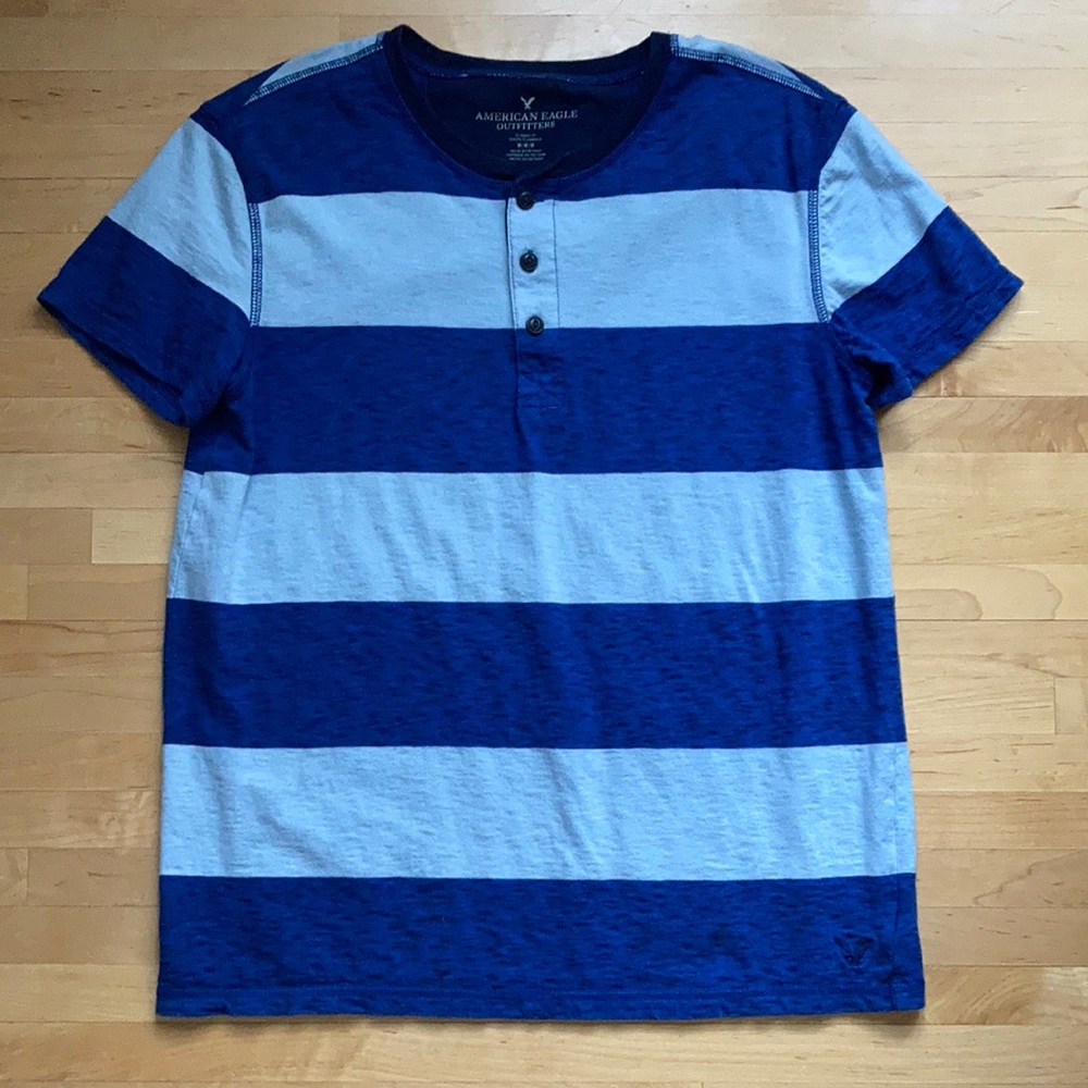 American Eagle Outfitters Men’s medium